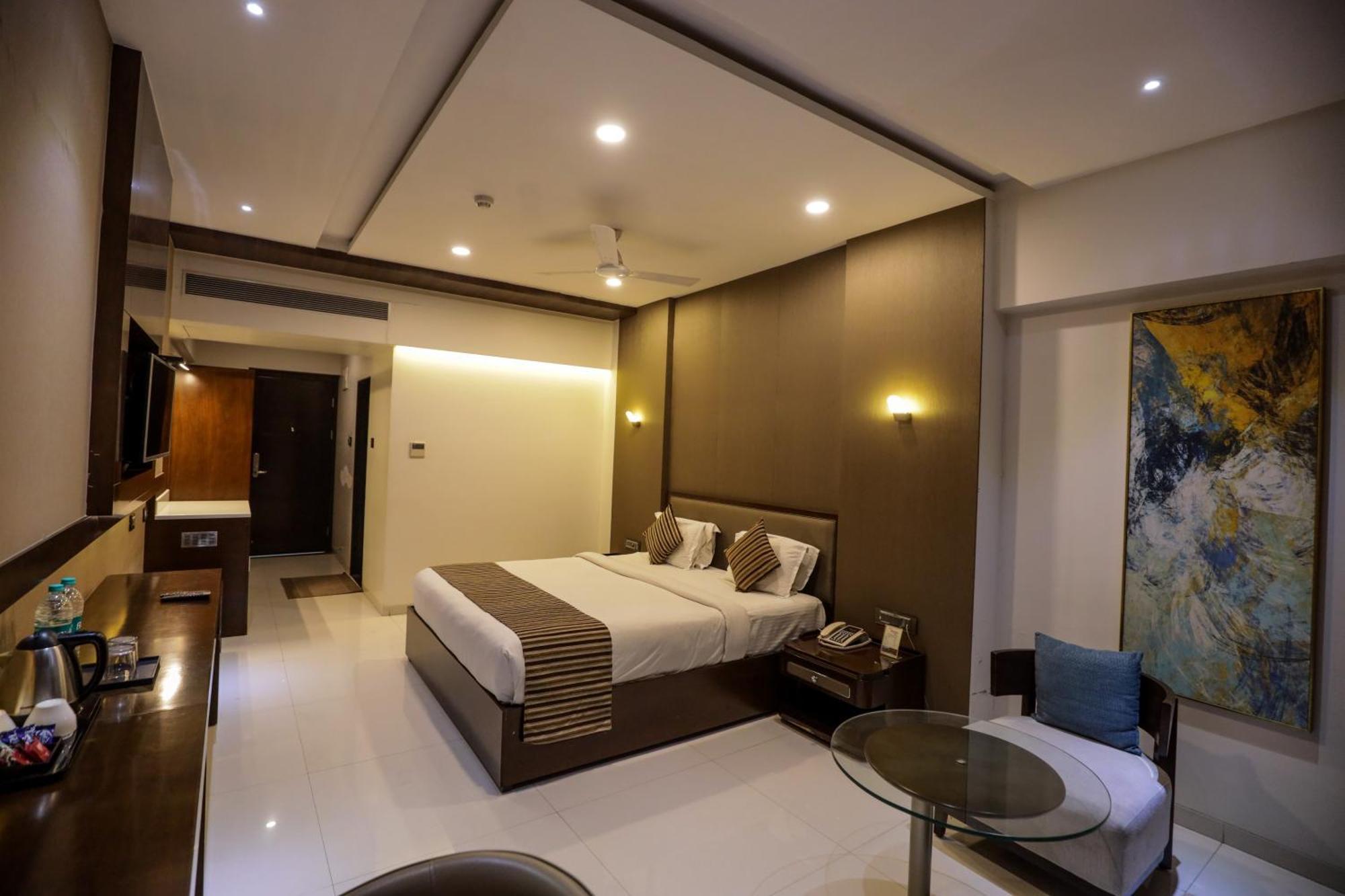 Hotel Atithi, Aurangabad Luaran gambar